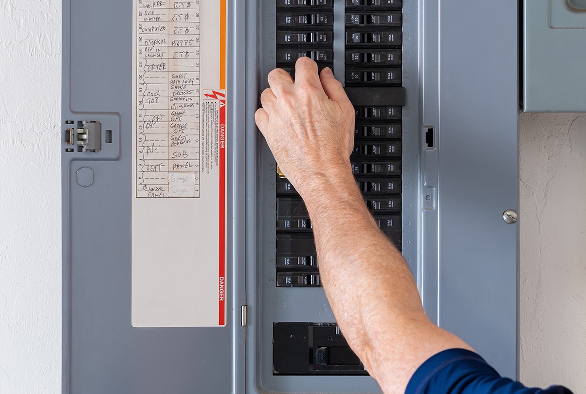 8 Signs You May Have a Problem with Your Electrical Wiring